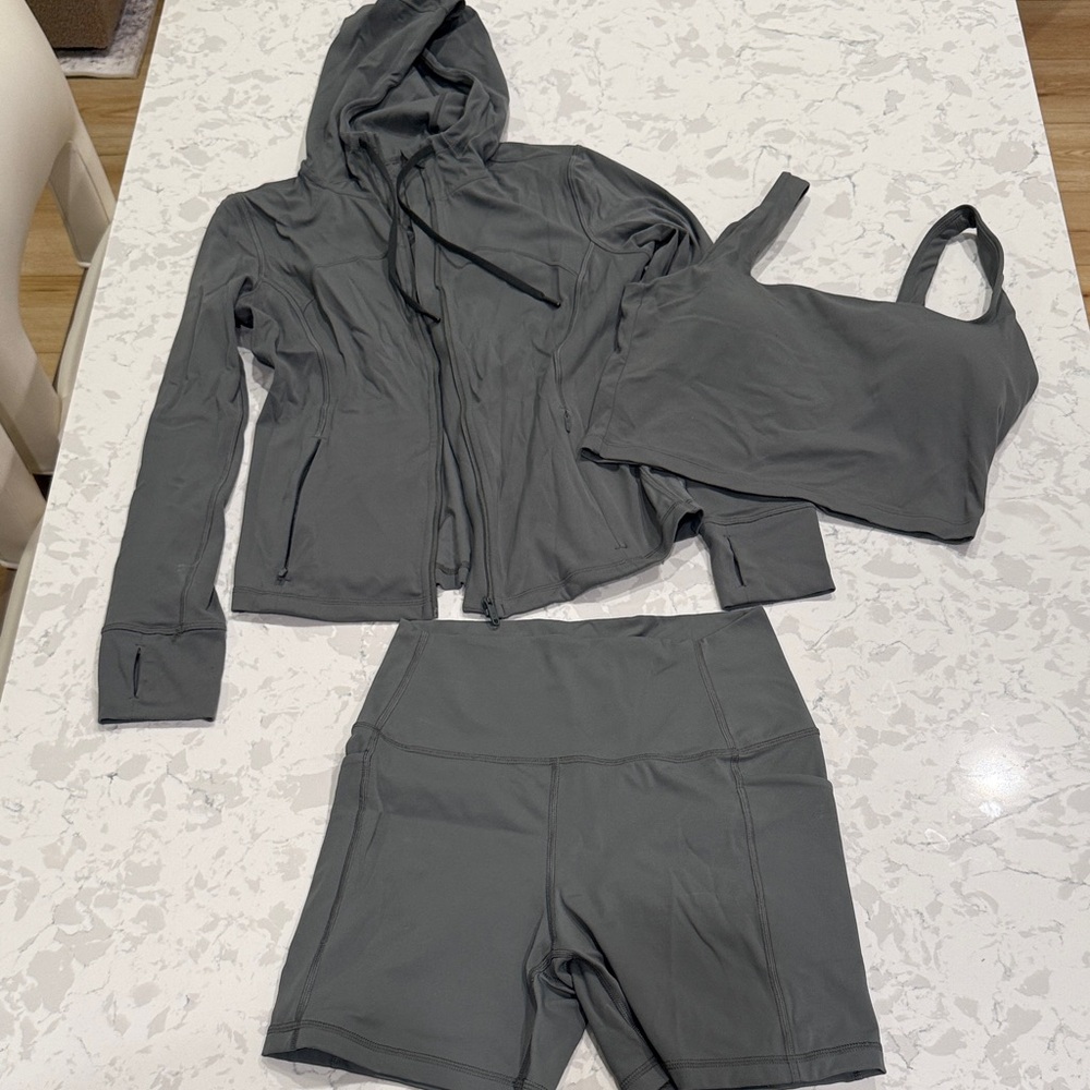 CRZ Yoga Set Grey Sage